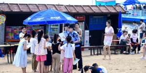 冰城公安多维护游 筑牢景区平安防线